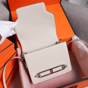 【AT2470】Hermes 杨幂と同じ豚鼻のバッグ🐷が入荷しました。実物は美しく、高額なものは拒否します💪💪模様がはっきりしており、ファッション性の高い豚鼻型のバックルと合わせて、縫製が整然と細かく、オイルエッジは何度も繰り返さないとこのような効果が出ません。
