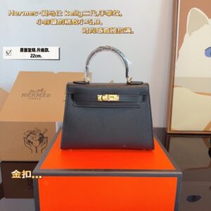 【AT2493】Hermes エルメス。ケリーバッグのブロンズのハンドバッグの季節がやってきました。