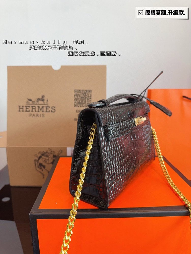 【AT2494】Hermes エルメスのケリーバッグ第1世代（ワニ柄）。本当に素敵です。日常のカジュアルスタイルにぴったりです。