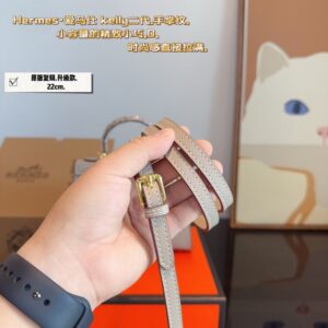 【AT2495】Hermes ヘルメス。エルメス ケリーバッグを背負うプラチナバッグの季節がやってきました。