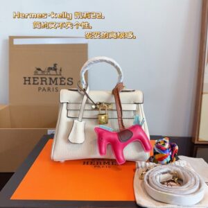 【AT2497】Hermes エルメス。ケリーバッグの季節がやってきました。