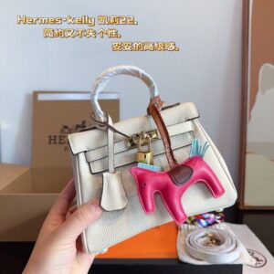 【AT2497】Hermes エルメス。ケリーバッグの季節がやってきました。