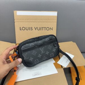【AT2509】LV Louisvuittonルイ・ヴィトンミニAlpha牛革ショルダーバッグは、緻密なインレイワークを採用し、クラシックで洋服に合う実用的な写真撮影のギフトボックスです。