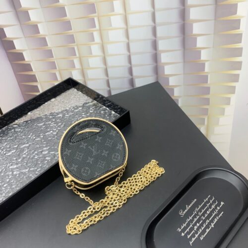 【AT2517】LVの新作Around Meバッグは、Monogramコーティングキャンバスを使用しており、ブランドのLV Circleロゴのインスピレーションを表現しています。