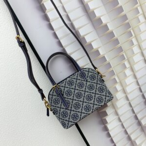 【AT2522】Tory Burchの新しいEmersonシェルバッグ