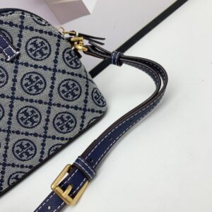 【AT2522】Tory Burchの新しいEmersonシェルバッグ