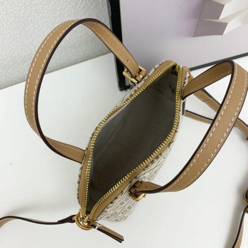【AT2523】Tory Burchの新しいEmersonシェル型布バッグ