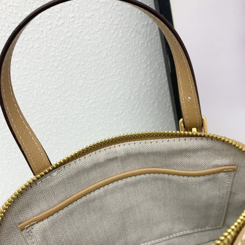 【AT2523】Tory Burchの新しいEmersonシェル型布バッグ