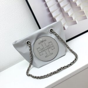 【AT2528】Tory Burchの新しいナイロンEllaチェーンショルダーバッグを手提げ。
