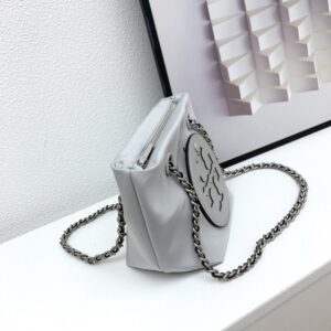 【AT2528】Tory Burchの新しいナイロンEllaチェーンショルダーバッグを手提げ。