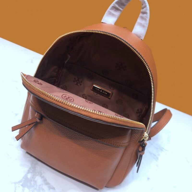 【AT2529】LOEWEの新作、リッチなリッチ柄のトップグレインカーフ革の小型バックパック、女性用バッグ。柔らかいカーフスキン、鞄の形状、立体感が非常に素晴らしい。