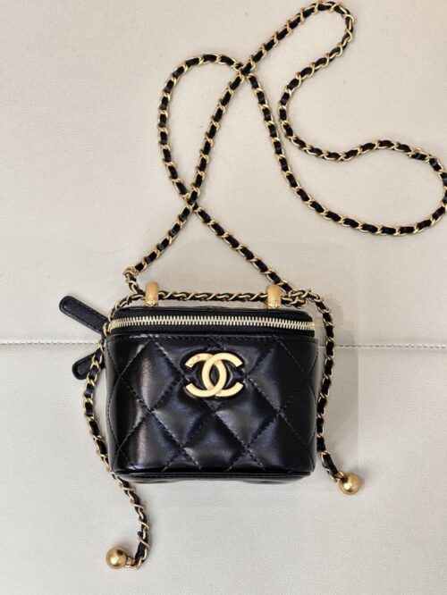 【AT2542】Chanelの黒いミニバッグ、誰がChanelのブラックゴールドを拒否できるでしょうか〜 CHANEL * 24Cダブルゴールドボックスバッグ、実物感がたっぷり！