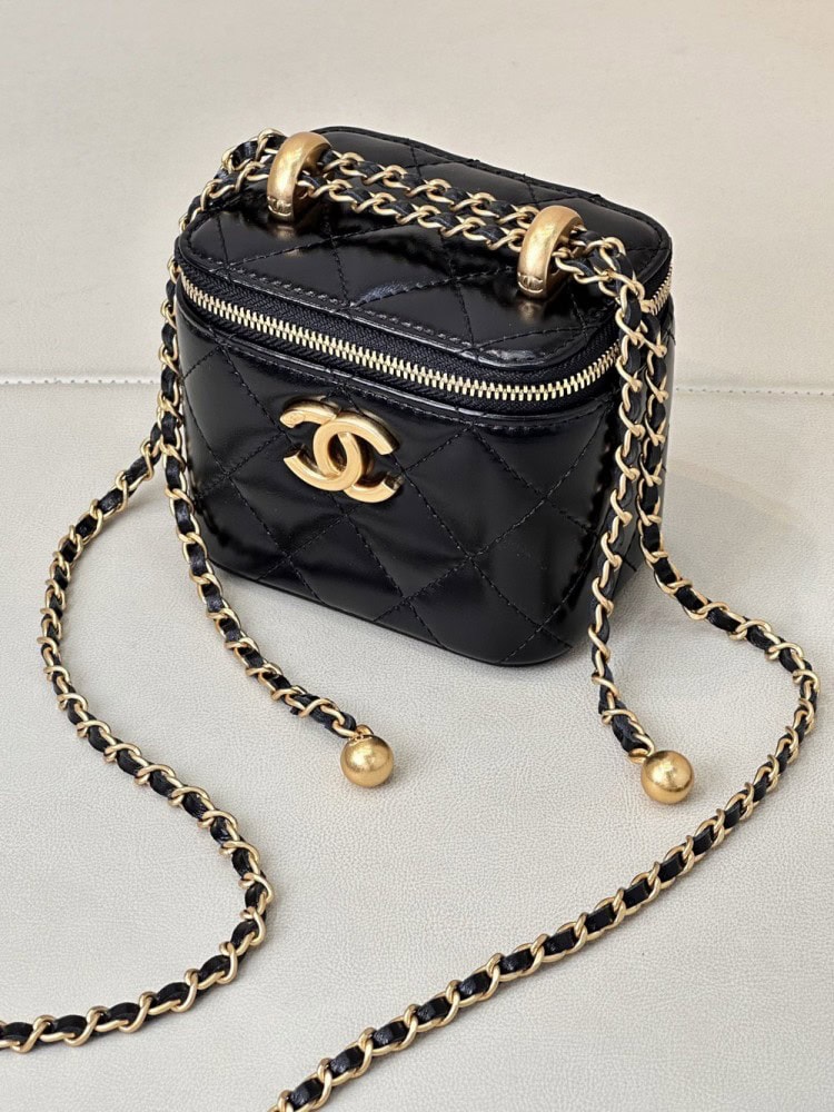 【AT2542】Chanelの黒いミニバッグ、誰がChanelのブラックゴールドを拒否できるでしょうか〜 CHANEL * 24Cダブルゴールドボックスバッグ、実物感がたっぷり！