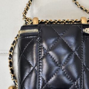 【AT2542】Chanelの黒いミニバッグ、誰がChanelのブラックゴールドを拒否できるでしょうか〜 CHANEL * 24Cダブルゴールドボックスバッグ、実物感がたっぷり！