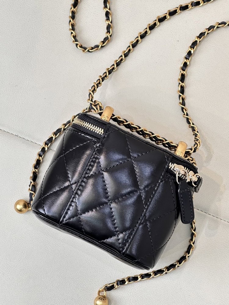 【AT2542】Chanelの黒いミニバッグ、誰がChanelのブラックゴールドを拒否できるでしょうか〜 CHANEL * 24Cダブルゴールドボックスバッグ、実物感がたっぷり！