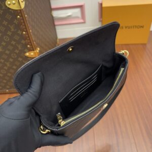 【AT2546】★Louis Vuitton★ルイ・ヴィトン財布チェーンアイビー