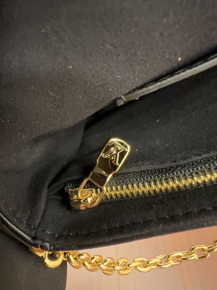 【AT2546】★Louis Vuitton★ルイ・ヴィトン財布チェーンアイビー