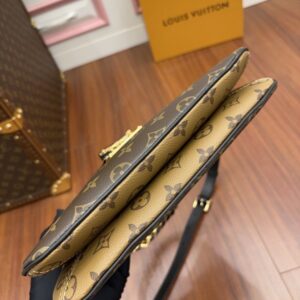 【AT2547】ルイ・ヴィトン レディースバッグ LOUIS VUITTON モノグラム LV トゥイニー M46659