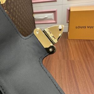 【AT2547】ルイ・ヴィトン レディースバッグ LOUIS VUITTON モノグラム LV トゥイニー M46659