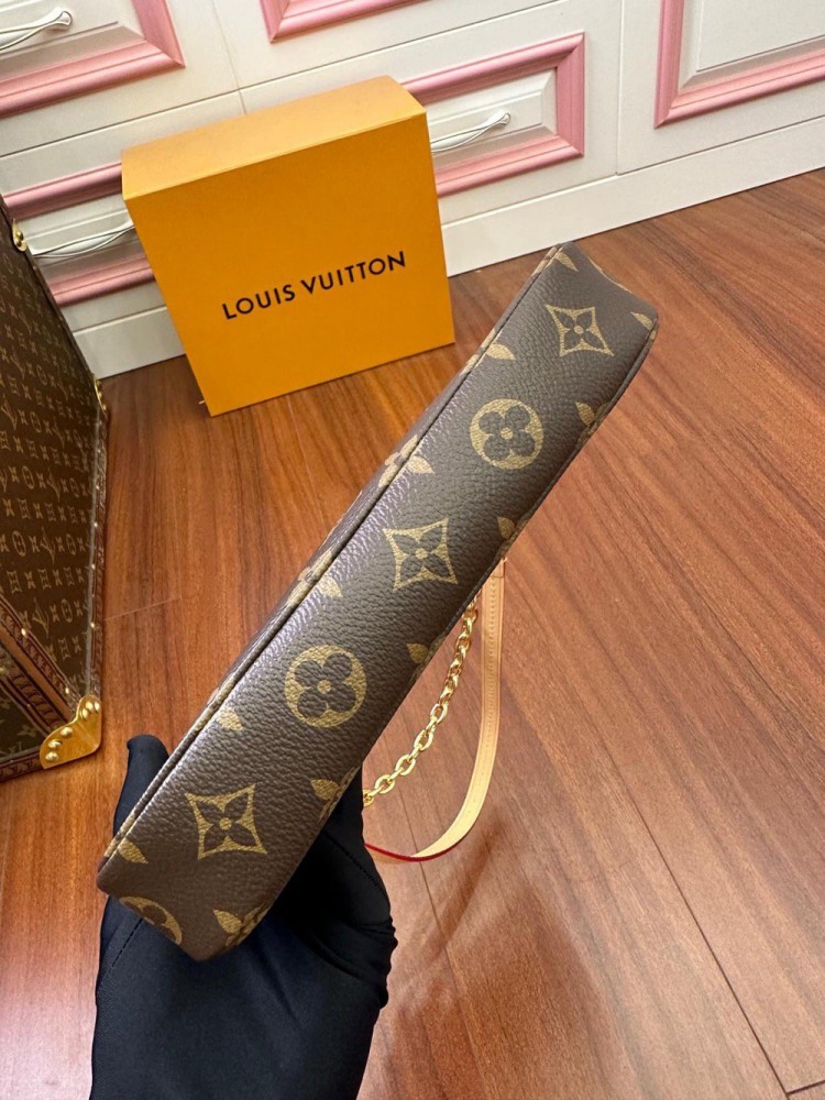 【AT2552】LV LOUIS VUITTON ルイ・ヴィトンのモノグラム ポシェット アクセソワール ショルダ