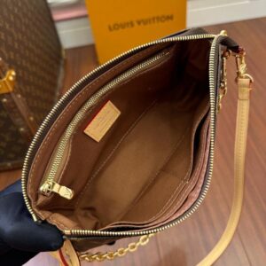 【AT2552】LV LOUIS VUITTON ルイ・ヴィトンのモノグラム ポシェット アクセソワール ショルダ