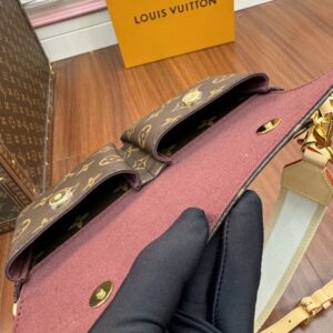 【AT2554】LOUIS VUITTON ルイヴィトン ショルダーバッグ