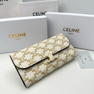 【AT2566】Celineカウンターシンク、カウンター品質の最高級輸入牛革海外カスタマイズキーホルダーハードウェア仕上げ精緻。
