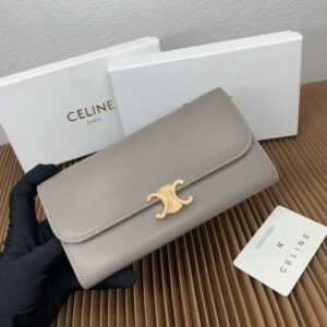 【AT2568】Celineカウンターと同期し、カウンター品質の最高級輸入牛革の海外カスタムキーチェーン金物仕事オイルエッジ精湛
