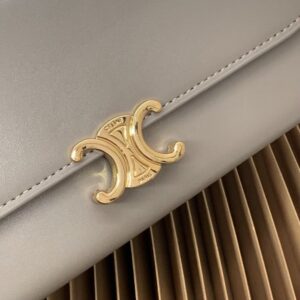 【AT2568】Celineカウンターと同期し、カウンター品質の最高級輸入牛革の海外カスタムキーチェーン金物仕事オイルエッジ精湛