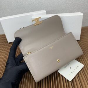 【AT2568】Celineカウンターと同期し、カウンター品質の最高級輸入牛革の海外カスタムキーチェーン金物仕事オイルエッジ精湛