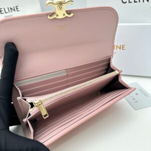 【AT2570】Celineのカウンターと同期して、カウンター品質の最高級輸入牛革の海外オーダーメイドキーホルダー金属素材の手作り端正な仕上がり