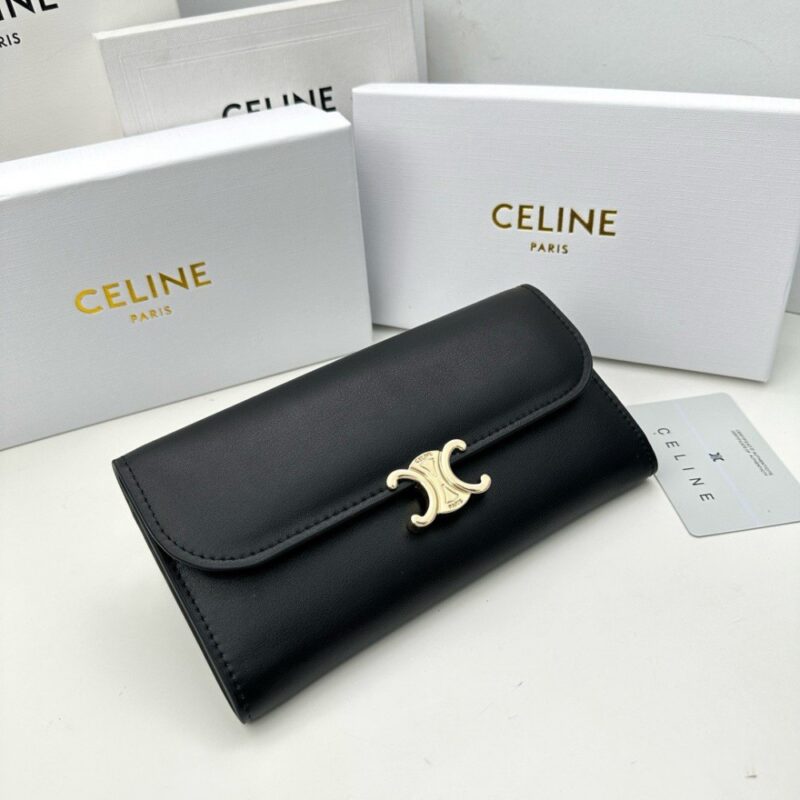 【AT2571】Celineのカウンターと同期し、カウンター品質の最高級輸入牛革製キーリング金具 手仕上げは熟練しており、表面にオイル仕上げ。