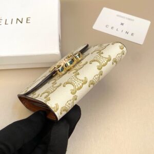 【AT2572】Celineの短い財布は非常に美しいシリーズです。 トップグレインレザーを使用し、精巧でおしゃれなデザインです！ 专柜同期。