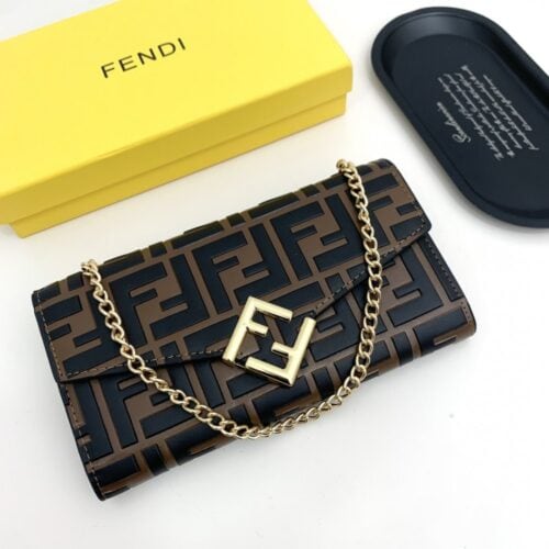 【AT2576】Fendi トークン同期、肩にかけることができるトップインポートの作業、そして油が精巧に仕上げられています。