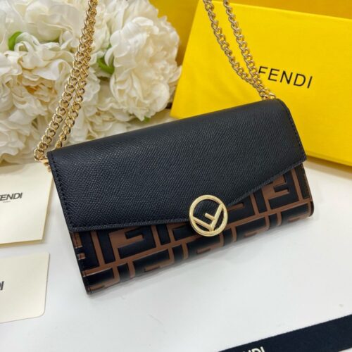 【AT2582】Fendiのカウンターと同期し、肩にかけることができる、最高級の輸入品、精巧なオイルエッジ加工を施しました
