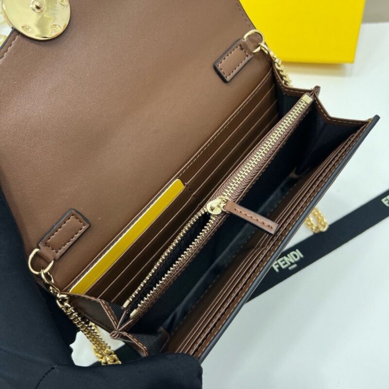 【AT2584】Fendi ブティックと同期、肩から掛け可能。 最高品質の輸入品、熟練されたエッジ加工。