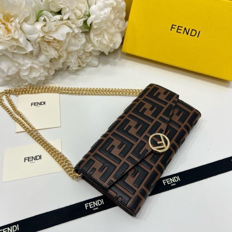 【AT2584】Fendi ブティックと同期、肩から掛け可能。 最高品質の輸入品、熟練されたエッジ加工。