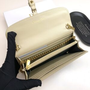 【AT2594】Dior カウンターと同期し、肩にかけることができるカウンター品質の最高級輸入牛革、高度な技術を持つ。