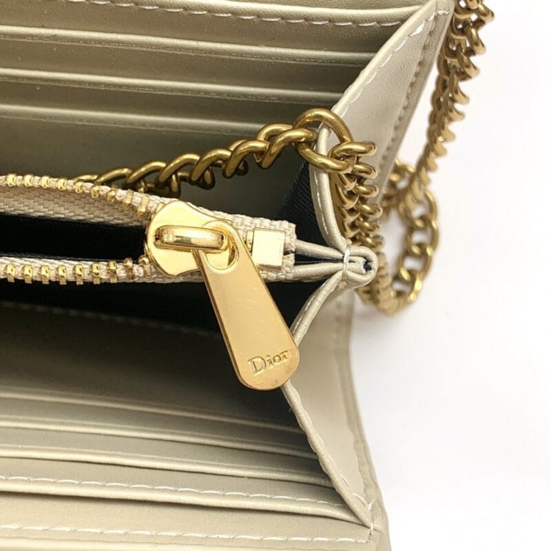 【AT2594】Dior カウンターと同期し、肩にかけることができるカウンター品質の最高級輸入牛革、高度な技術を持つ。