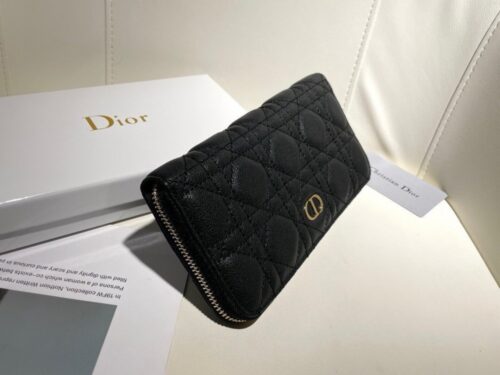 【AT2605】Diorの最新秋冬コレクションが大ヒット！輸入カーフスキンを使用し、美しい刺繍糸使いで、繊細な仕上がりが専門店に匹敵します！
