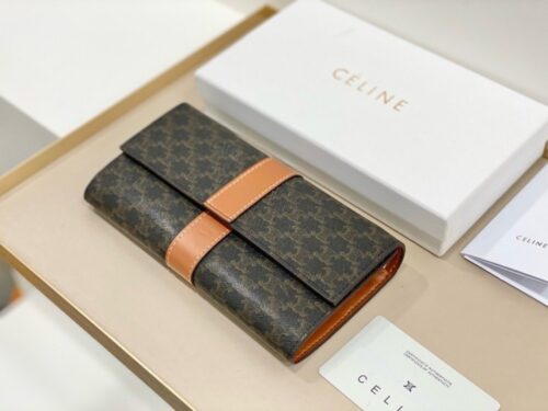 【AT2607】Celine セリーヌカウンターTRIOMPHE CANVASロゴプリントキャンバスコレクション。 カウンターと同期し、最高級の牛革を使用し、洗練されたファッション性があります！