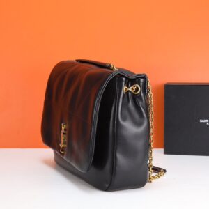 【AT2643】YSL 2023新作のジェイミー小羊皮ハンドバッグ！柔らかい皮質にマットなメタルショルダーストラップと2つの小羊皮を組み合わせた、超大容量のバッグ。