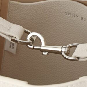 【AT2662】【フルグレインレザーシリーズ】Tory Burchのmcgraw hobo新しいカジュアルバッグは、容量も非常に適しており、簡単に携帯して旅行用の小物を持ち運ぶことができます。