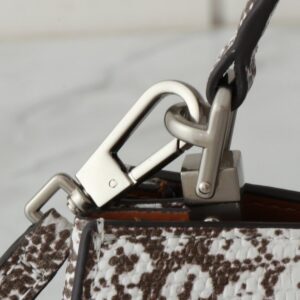 【AT2663】Tory Burchの新作eleanorレザーハンドバッグは、上質なスエードレザートリムが施されています