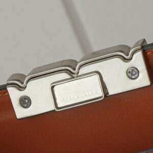 【AT2663】Tory Burchの新作eleanorレザーハンドバッグは、上質なスエードレザートリムが施されています