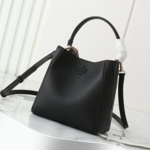 【AT2664】【フルグレインレザーシリーズ】Tory Burch mcgraw hoboの新作カジュアルバッグは、容量も非常に適しており、軽々持ち運ぶことができます。