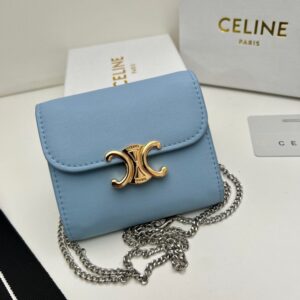 【AT2682】Celine凱旋門は非常に華やかなシリーズで、カウンターと同期し、上質な牛革を使用しており、洗練されたファッションを実現しています！片肩にかけることもでき、財布としても使用でき、凹型のデザインが必要不可欠です！