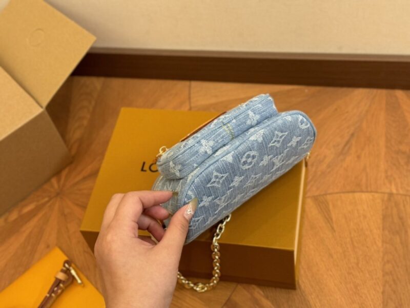 【AT2798】LV デニムジーンズウエストバッグが復活！見ていて飛び出すウエストバッグ/チェストバッグ
