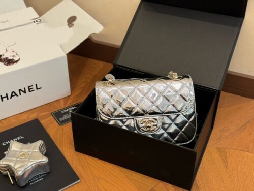 【AT2799】Chanel シャネル 24C パテント ミニ 今年の夏のクールなスタイル！