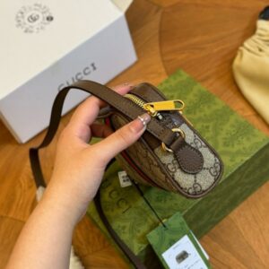 【AT2802】Gucci Ophidia カメラバッグ！クラシック！クラシック！ 魅力的なアイテムです！ 容量たっぷりです！